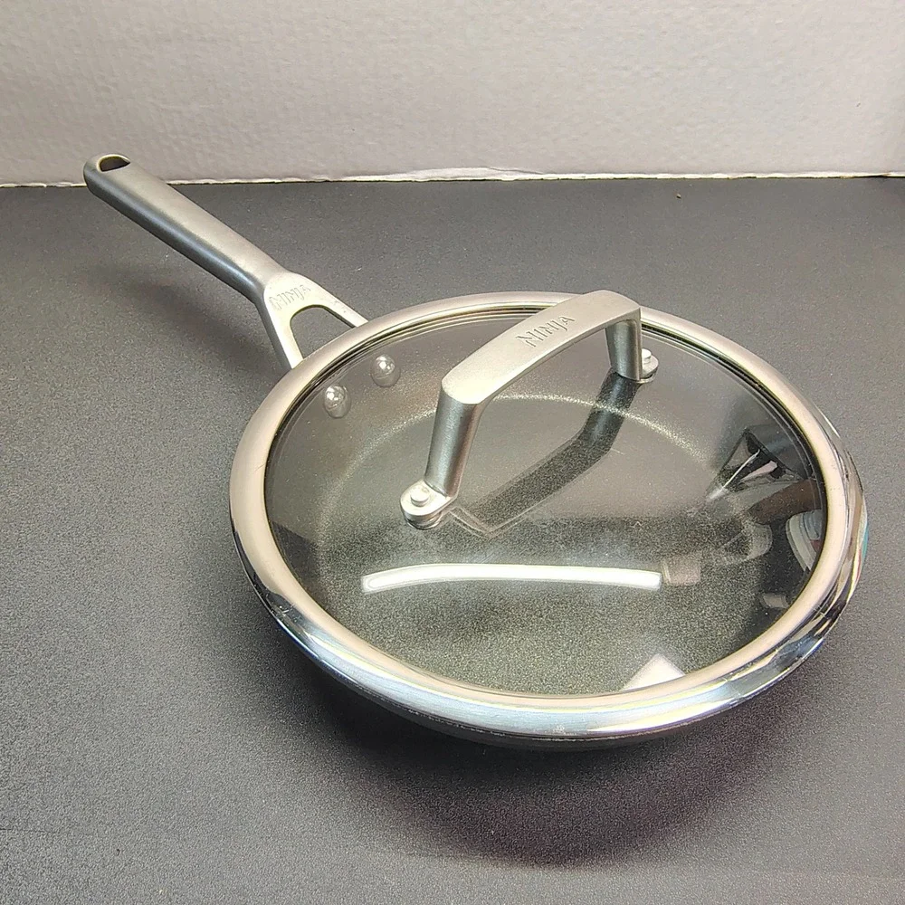 Ninja Foodi NeverStick Fry Pan Unisex 8 Inch Black Grey Skillet With Lid